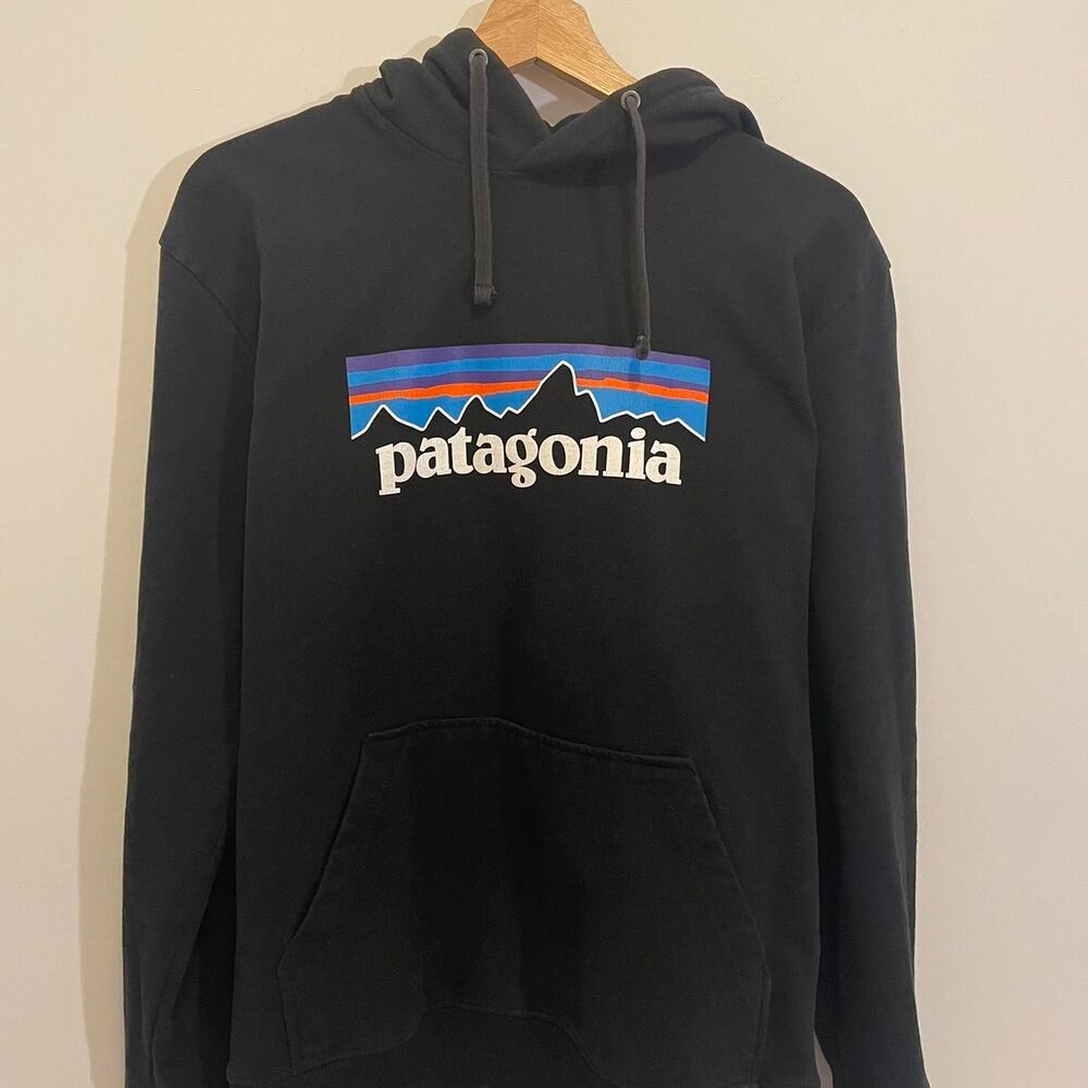 Patagonia Men's Black Hoodie